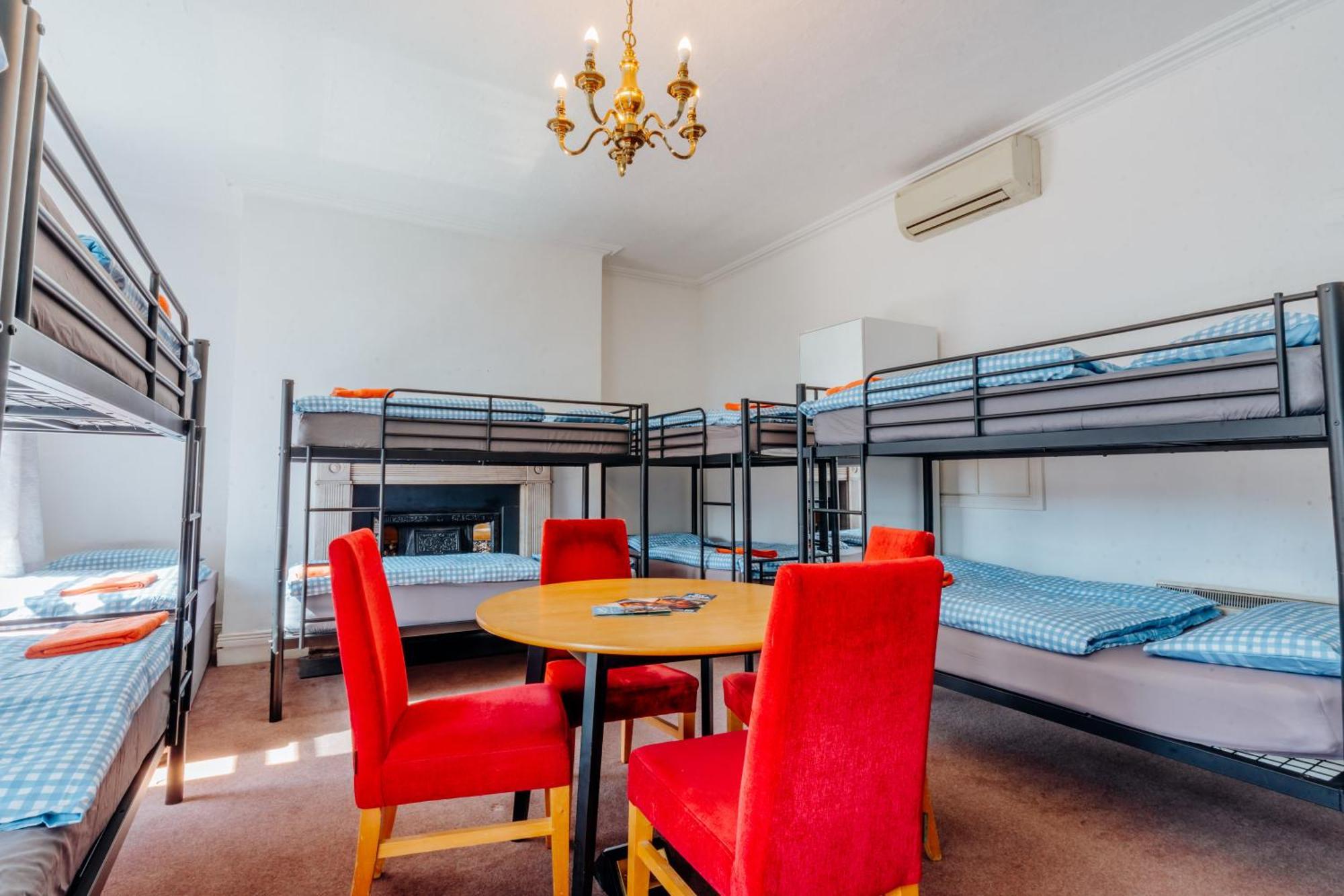 Eden Quay Guesthouse Private Rooms — Fotos 1